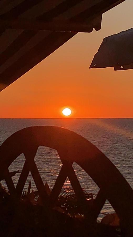 Anzio A Picco Sul Mare! Lejlighed Eksteriør billede